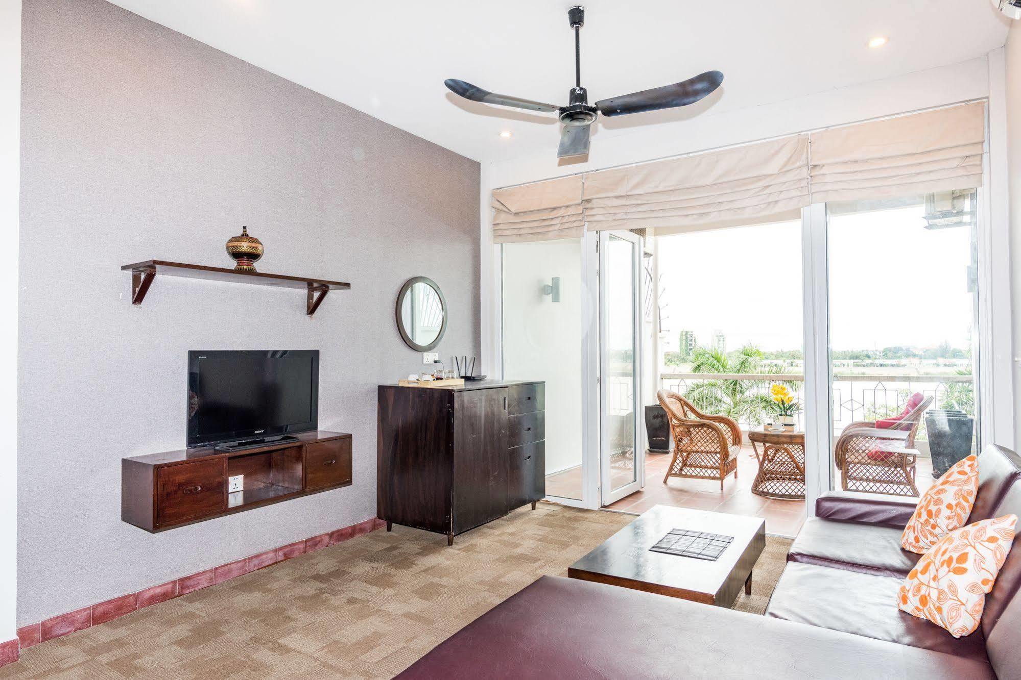 Tao Riverside 4* Phnom Penh