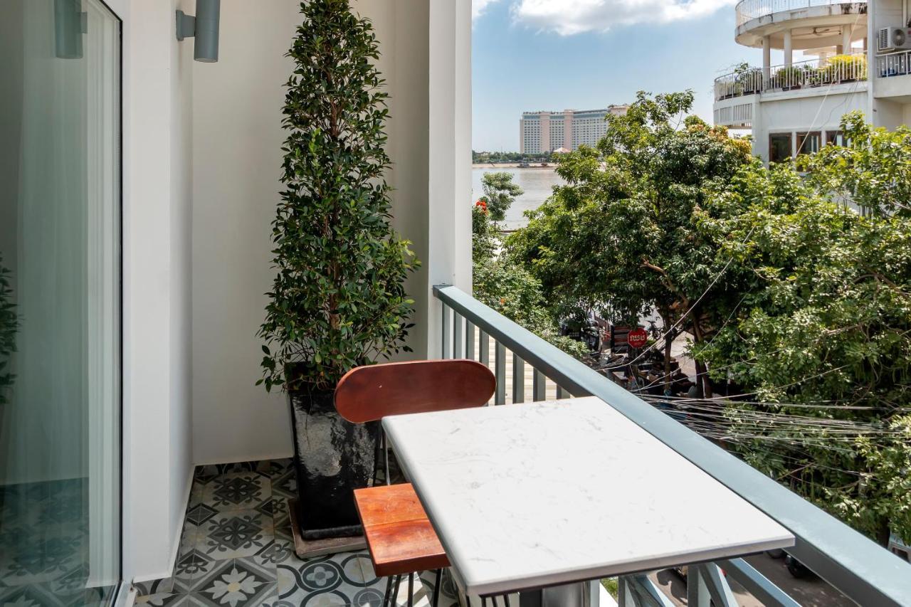 Hotel Tao Riverside Phnom Penh